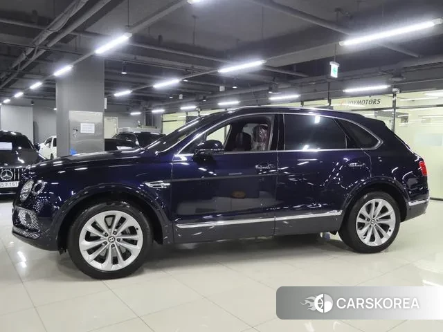 Bentley Bentayga id 2275375 из Кореи 8