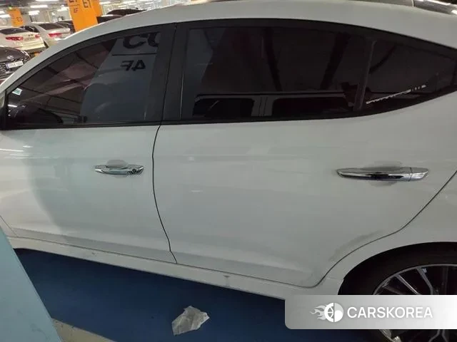 Hyundai Avante AD id 3244017 из Кореи 12