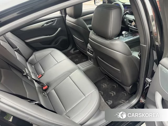 Cadillac CT5 id 4198806 из Китая 23