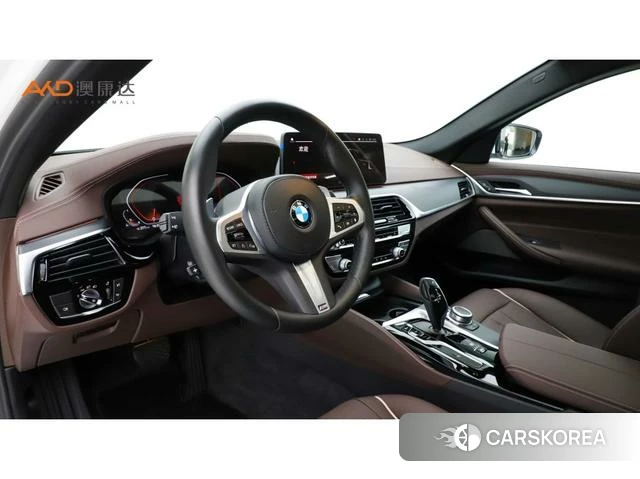 BMW 5 series 2022 Белый из Китая, фото 3