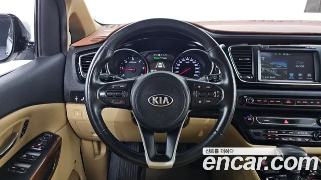 Kia All New Carnival id 2698953 из Кореи 13