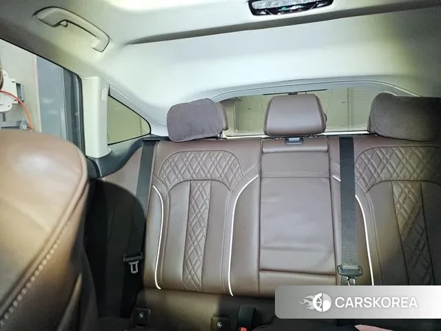 BMW 6 Series GT (G32) 2021 Черный из Кореи, фото 3