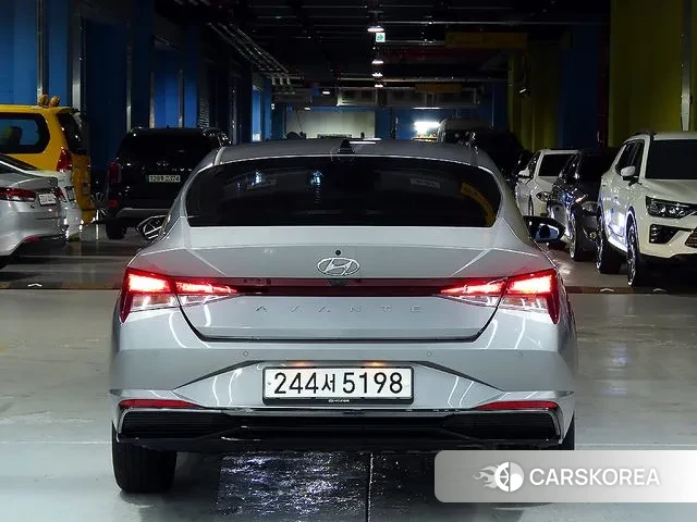 Hyundai Avante Hybrid (CN7) id 3335405 из Кореи 13