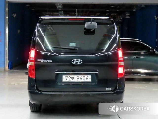 Hyundai The New Grand Starex id 3873302 из Кореи 13