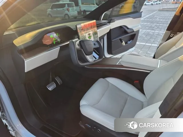 Tesla Model X 2023 Белый из Кореи, фото 6