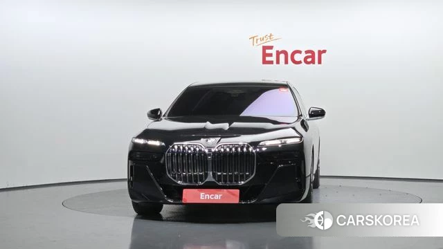 BMW 7 Series (G70) id 3841182 из Кореи 13