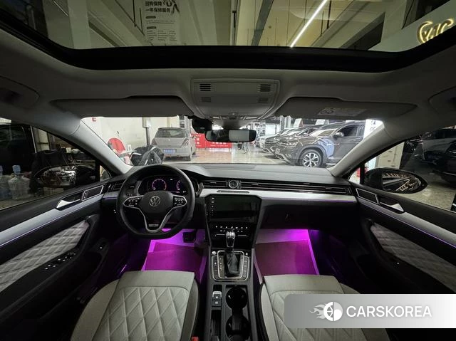 Volkswagen Magotan 2025 Черный из Китая, фото 3