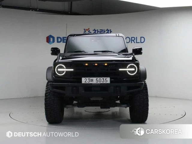 Ford Bronco 6th Generation 2023 Черный из Кореи, фото 3