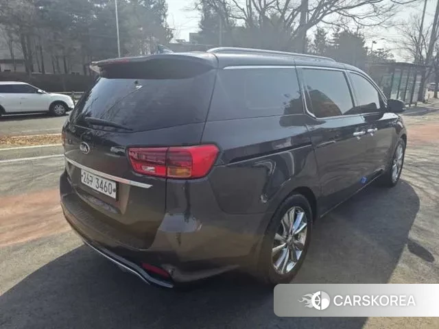 Kia The New Carnival id 3709478 из Кореи 12