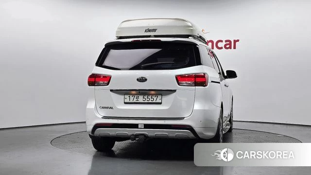 Kia All New Carnival id 4596504 из Кореи 23