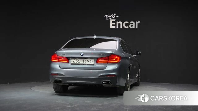 BMW 5 Series (G30) id 4363088 из Кореи 23
