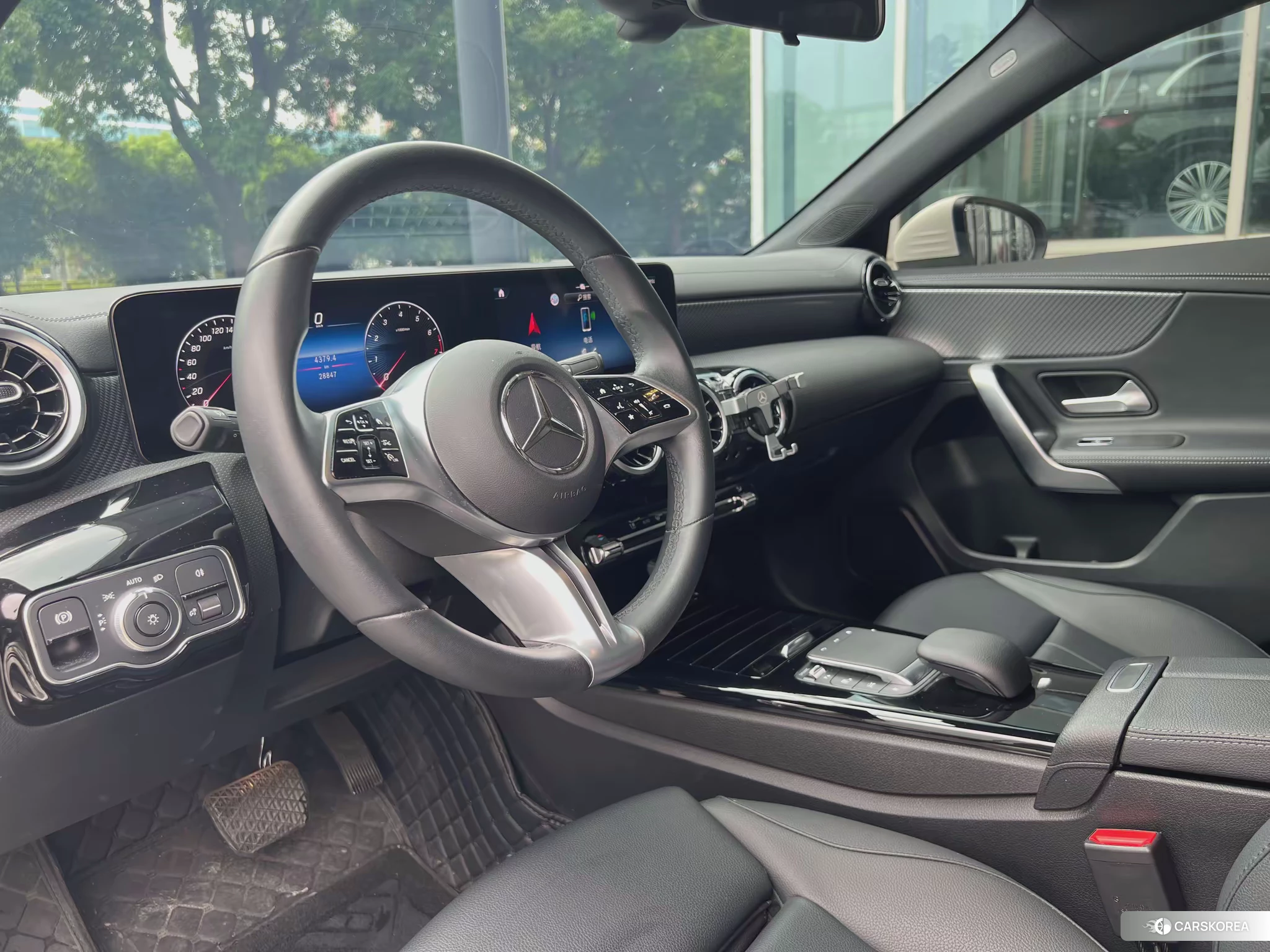 Mercedes-Benz Class A 2022 Белый из Китая, фото 5