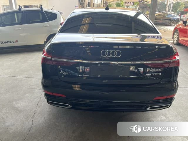 Audi A6L 2022 Черный из Китая, фото 4