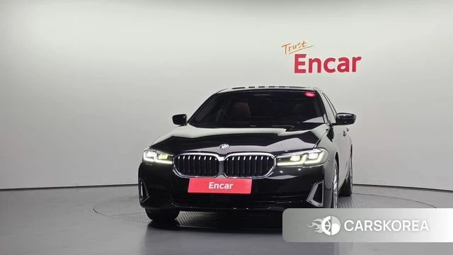 BMW 5 Series (G30) id 4706948 из Кореи 13