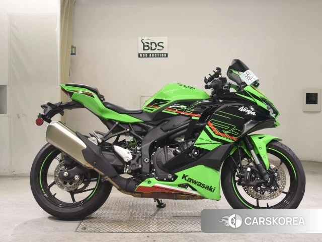 Проданный Kawasaki ZX-4RR 2023 из Японии