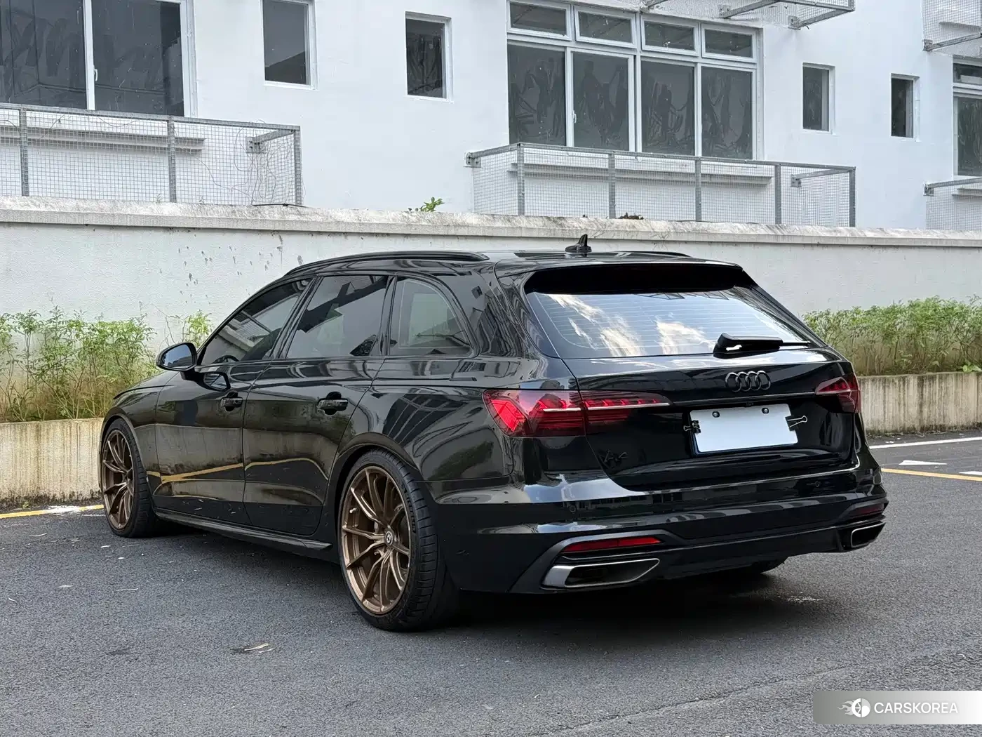 Audi A4L id 4679890 из Китая 8