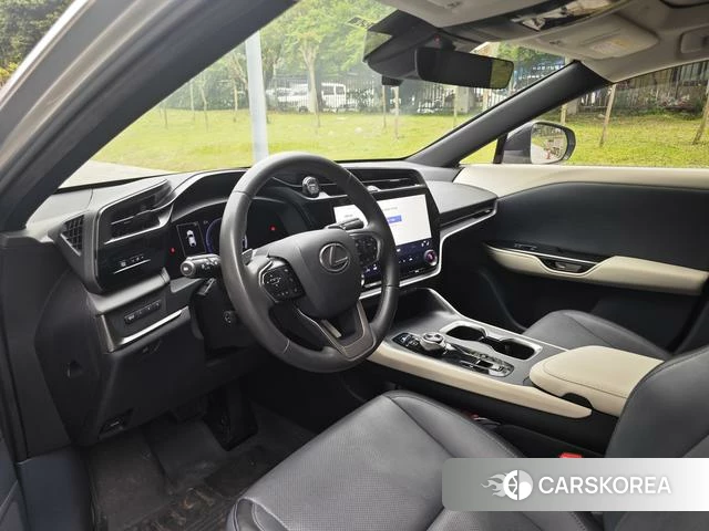 Lexus RZ id 4262112 из Китая 8