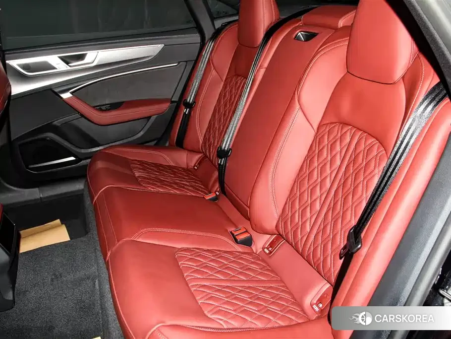 Audi A7L id 4601067 из Китая 23