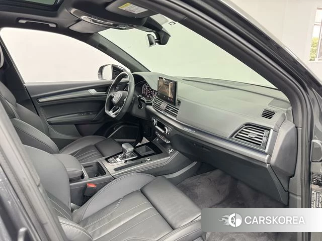 Audi Q5L id 4258799 из Китая 14