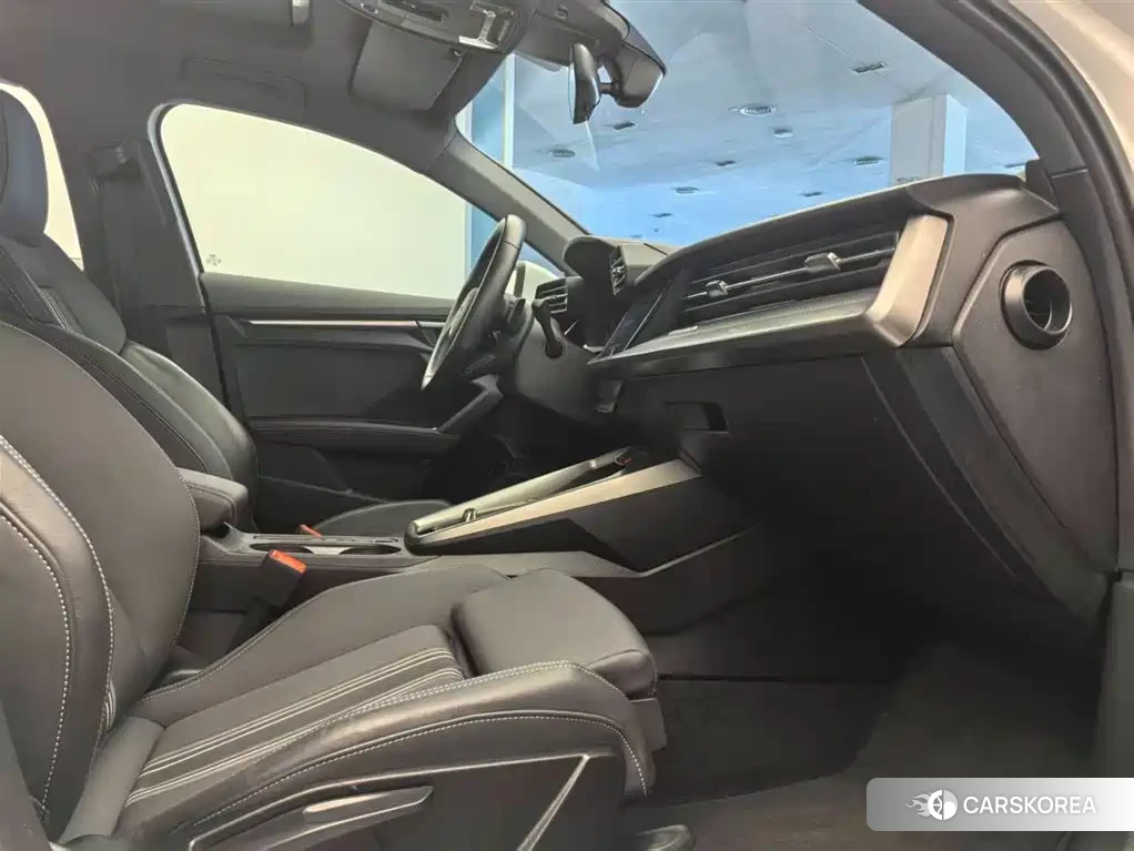 Audi A3 id 4664399 из Китая 8