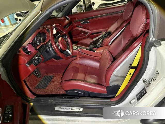 Porsche 718 Boxster 2021 Белый из Кореи, фото 3