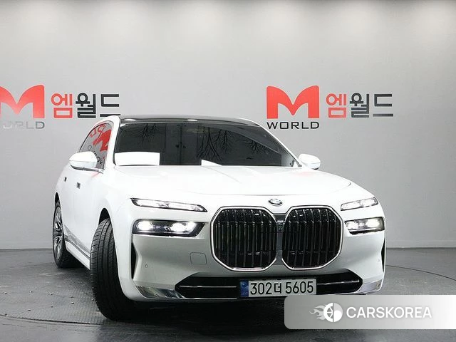 BMW 7 Series (G70) id 4211970 из Кореи 13