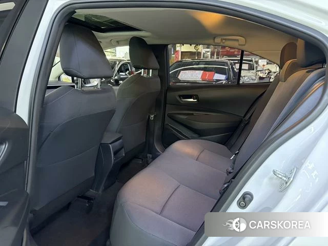 Toyota Corolla id 4335848 из Китая 11