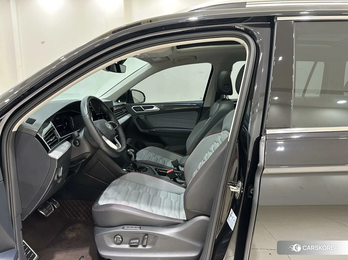 Volkswagen Tiguan L id 4498966 из Китая 7