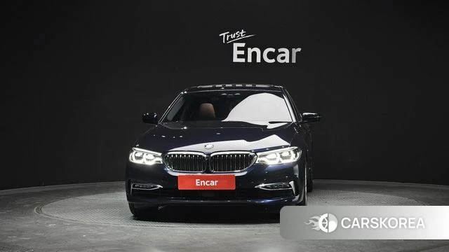 BMW 5 Series (G30) id 4246252 из Кореи 13