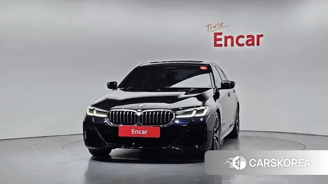 BMW 5 Series (G30) id 3307018 из Кореи 13