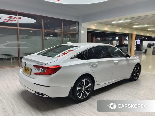 Honda Accord 2021 Белый из Китая, фото 3