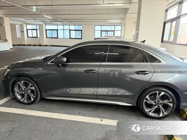 Audi A3 (8Y) 2023 Серый из Кореи, фото 3