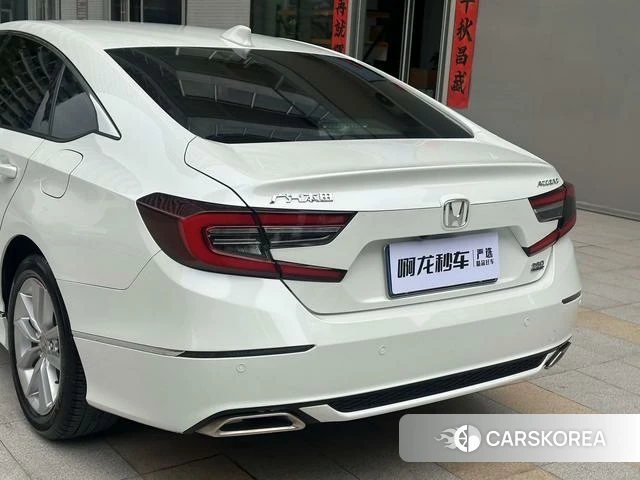 Honda Accord id 4290039 из Китая 18