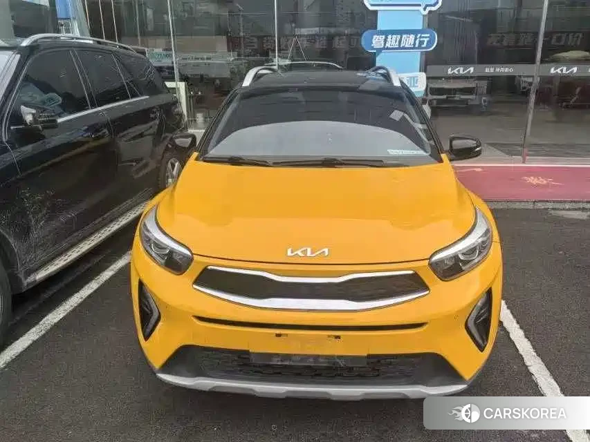 Kia KX1 2023 Yellow/orange из Китая, фото 3