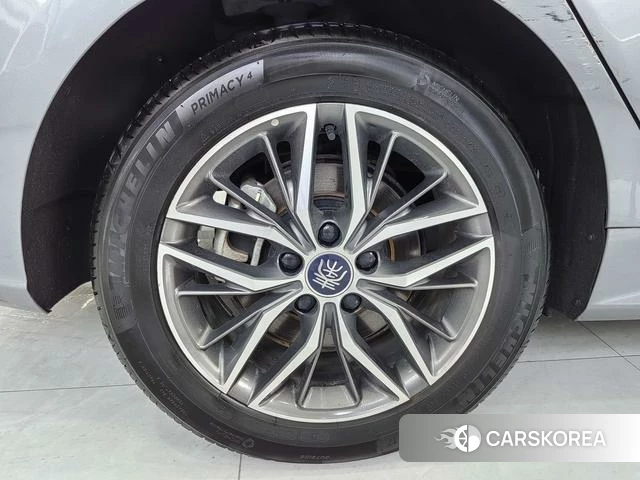 BYD Qin PLUS EV 2022 Темно-серый из Китая, фото 3