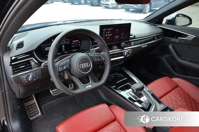 Audi S4 2025 Черный из Китая, фото 3