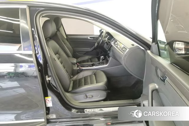 Volkswagen Passat id 4182725 из Китая 10