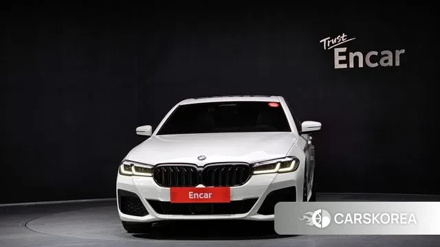 BMW 5 Series (G30) id 3685074 из Кореи 13