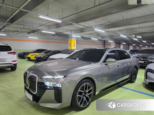 BMW 7 Series (G70) id 3922086 из Кореи 13