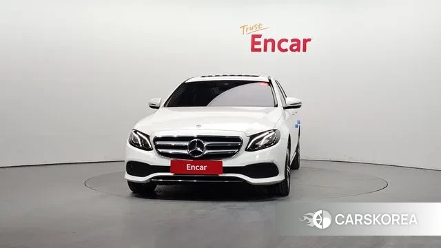 Mercedes-Benz E-Class W213 id 3330634 из Кореи 13