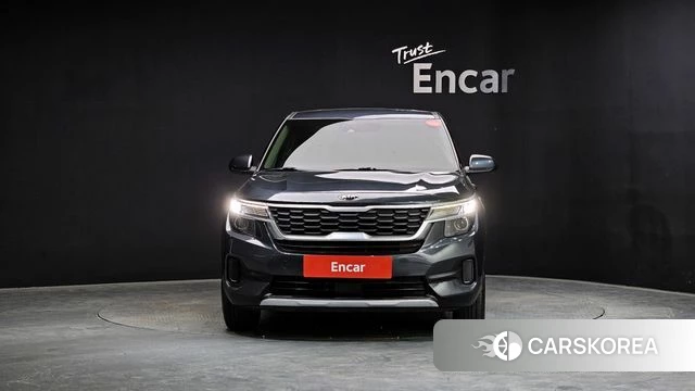 Kia Seltos id 4268799 из Кореи 23