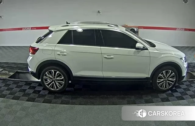 Volkswagen T-Roc 2021 Черный из Кореи, фото 3