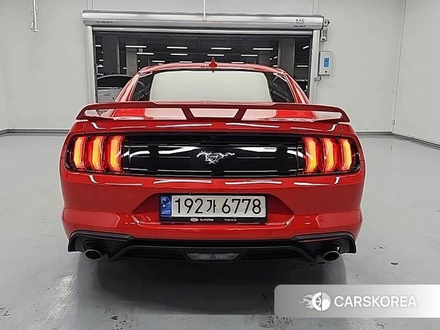 Ford Mustang 2021 Красный из Кореи, фото 3