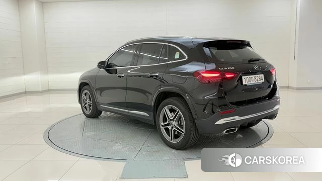 Mercedes-Benz GLA - Class H247 id 3837912 из Кореи 13