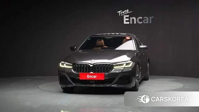 BMW 5 Series (G30) id 3539870 из Кореи 13