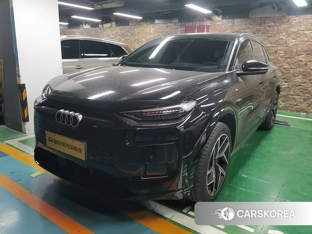 Audi Q6L e-tron 2025 Черный из Китая, фото 3