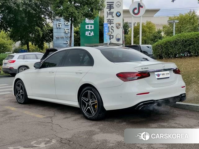 Mercedes-Benz E-class (imported) 2024 Белый из Китая, фото 3