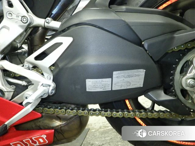 Ducati 1299 PANIGALE S id 4191850 из Японии 17