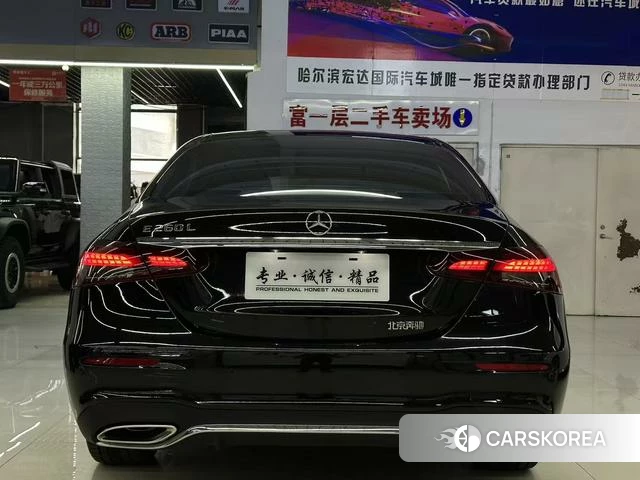 Mercedes-Benz E-class 2022 Черный из Китая, фото 3