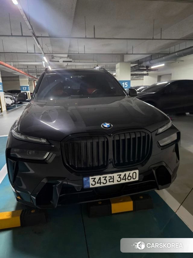 BMW X7 (G07) 2025 Черный из Кореи, фото 3